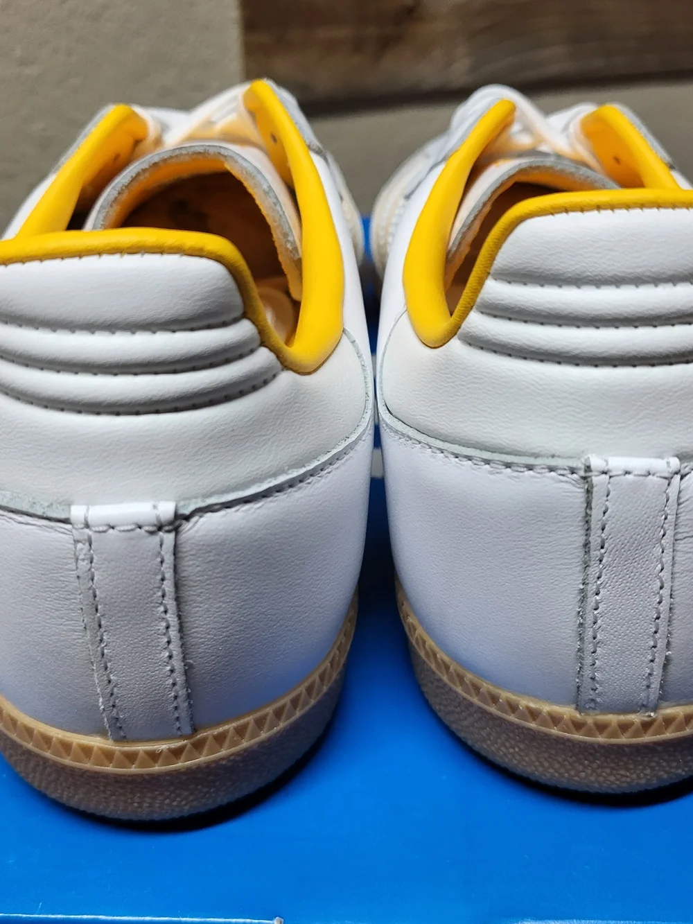 *NEW* Adidas Samba OG White Crew Yellow Gum Shoes Size Men’s 9.5 Women’s 10.5